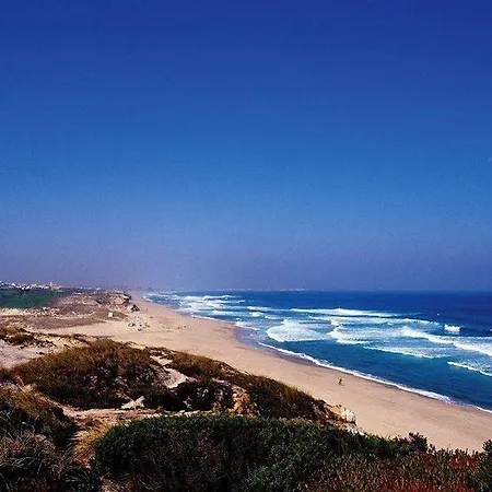 Hotel Del Rey Residences 4*